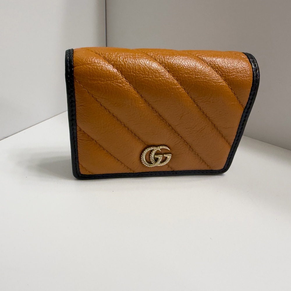 EUC- Gucci Card Holder/Mini Wallet